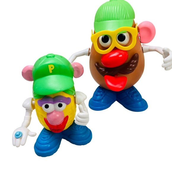 Mr. Potato Head Corn & Carrot Vegetable Toy Set With Accessories & Storage Bag - Picture 3 of 5
